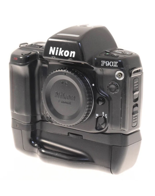 Nikon F90X Hus + MB-10 Batterigreb